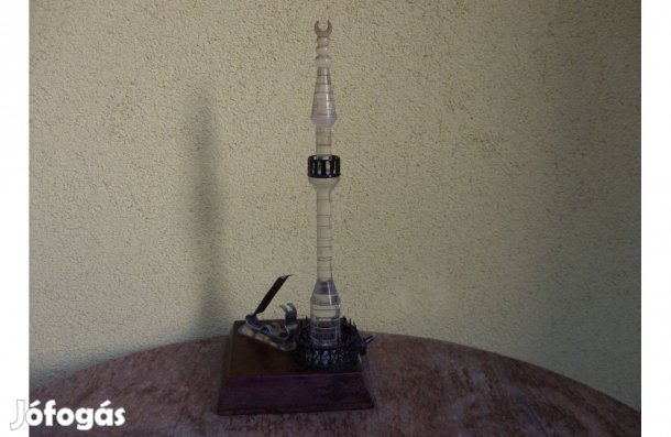 Világító egri minaret dísztárgy