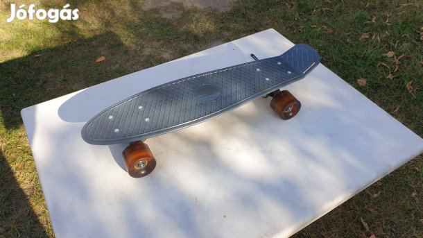 Világító kerekű gördeszka eladó