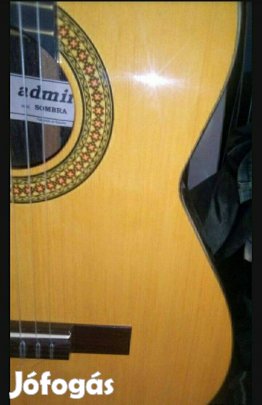 Világmárkás Admira szerkezetű gitár! 