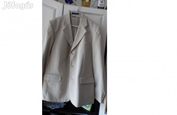 Világos férfi öltöny 50-es M-es