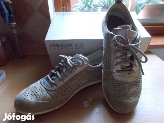 Világos szürke Geox béleletlen, lyukacsos nyári cipő, igazi bőr 37-es