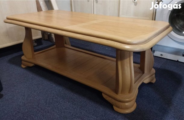 Világos tölgyfa dohányzóasztal eladó