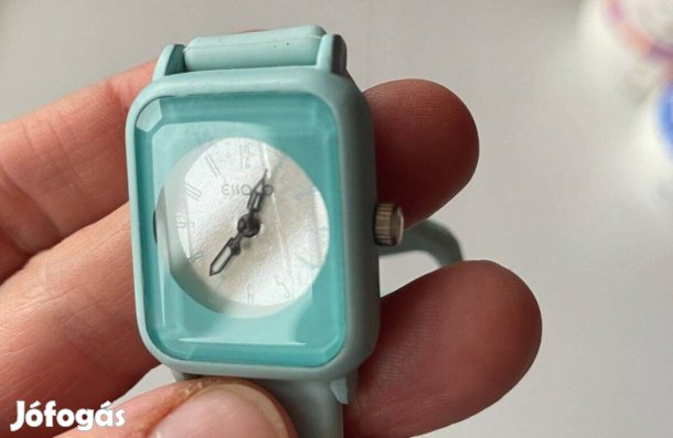 Világos türkiz karóra