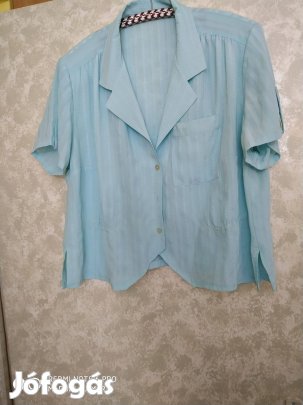 Világoskék rövid ujjú blúz nagy méretű 50-es