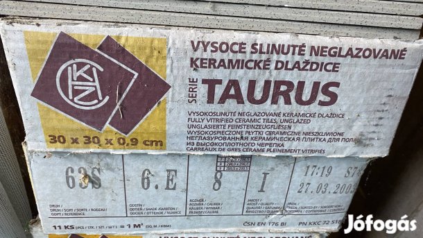 Világosszürke Taurus járólap
