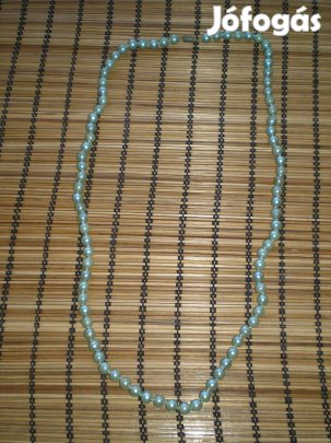 Világoszöld színű női gyöngysor nyaklánc szép állapotban