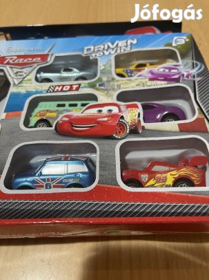 Villám Mcqueen kisautós szett