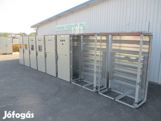 Villamos elektromos kapcsolószekrény vezérlőszekrény (2927)