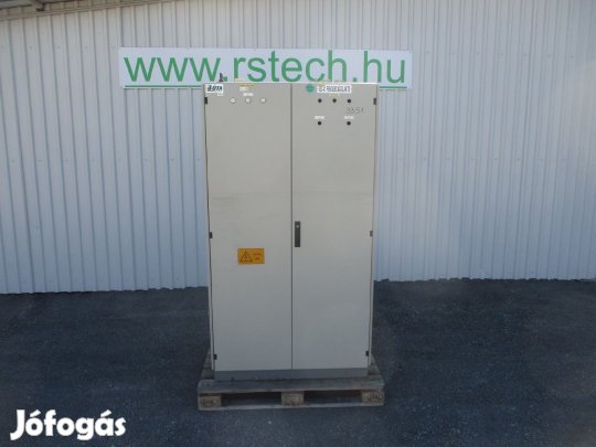 Villamos elektromos kapcsolószekrény vezérlőszekrény (3351)