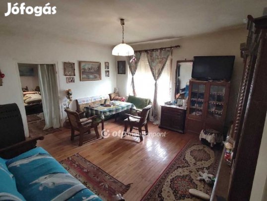 Villányi 131 nm-es ház eladó