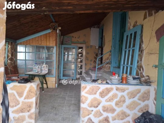 Villányi 160 nm-es ház eladó