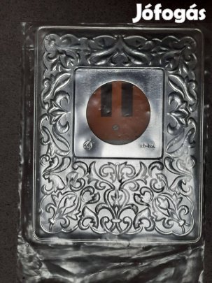 Villanykapcsoló környékének védelmére