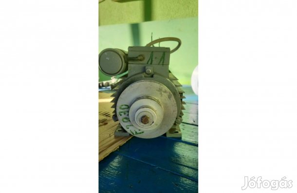 Villanymotor Cseh , 220, V, 1, 1, K W,
