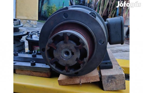 Villanymotor szivattyúval