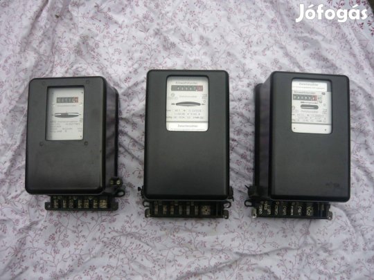 Villanyórák almérőnek