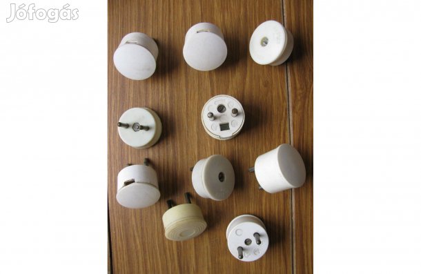 Villásdugó földelés nélkül