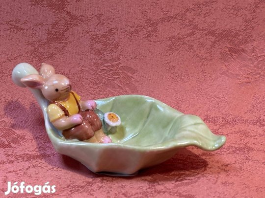 Villeroy&Boch porcelán nyúl figura, dísztárgy, levélen ülő nyúl