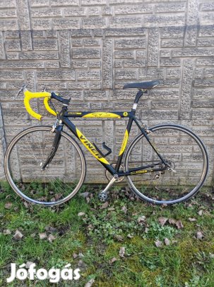 Viner olasz aluvázas karbon villás verseny kerékpár 