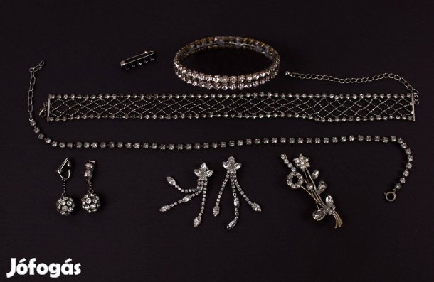 Vintage Bizsu ékszer csomag strasszos