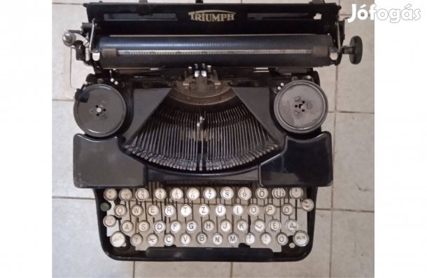 Vintage Triumph Durabel írógép