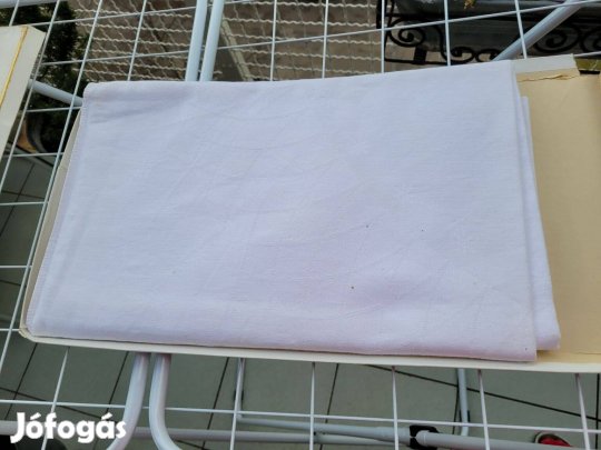 Vintage, fehér damaszt asztal terítő