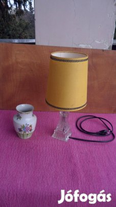 Vintage asztalra lámpa hibátlan világos üveg közép magas fénnyel