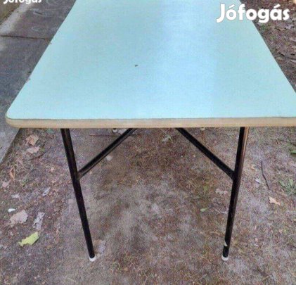 Vintage bútor étkező kemping asztal