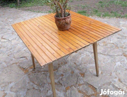 Vintage bútor fa asztal étkezőasztal