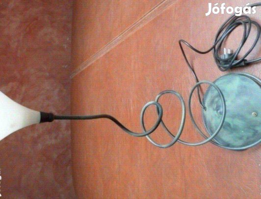 Vintage fém asztali lámpa olasz