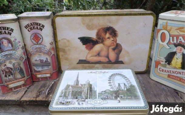 Vintage fém láda tároló doboz gyűjtemény