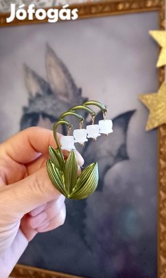 Vintage gyöngyvirág kitűző