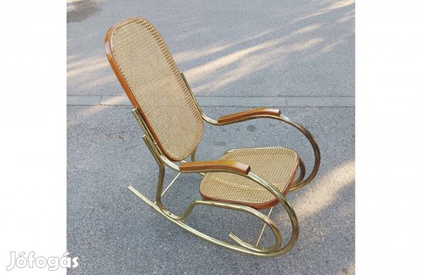 Vintage hintaszék modern stílusban