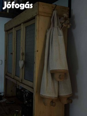 Vintage jellegű talaló felső szekrény