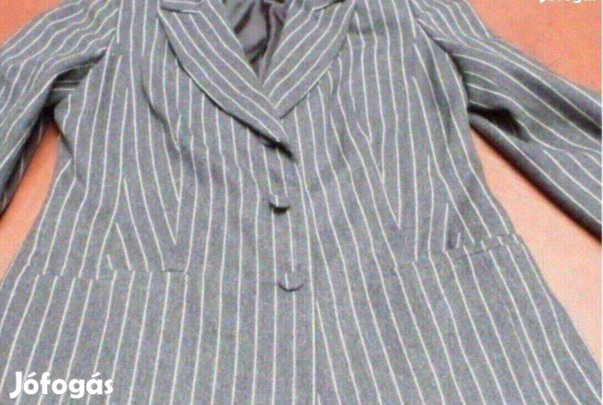 Vintage női gyapjú zakó blézer újszerű