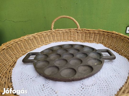 Vintage öntöttvas sütőforma
