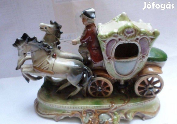 Vintage porcelán lovas szobor gyönyörű újszerű