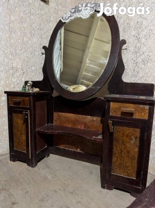 Vintage régi sminkasztal - használt , jó állapot