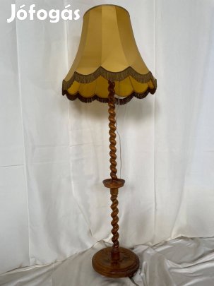 Vintage retro koloniál álló lámpa