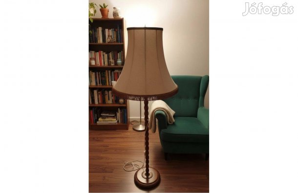 Vintage stílusú álló lámpa