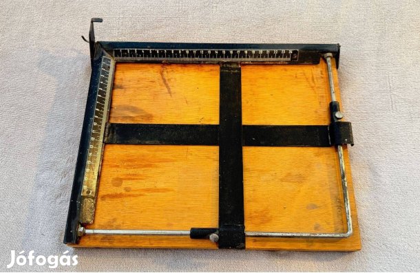 Vintage vágókeret fénykép méretre vágásához