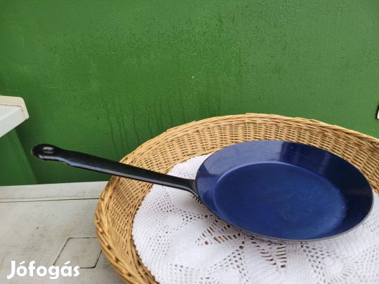 Vintage zománcozott öntöttvas serpenyő