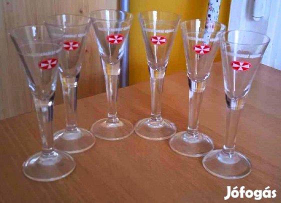 Vintázs elegáns, talpas Malteser Aquavit rövides készlet