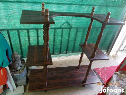 Virág állvány nagy virágnak is