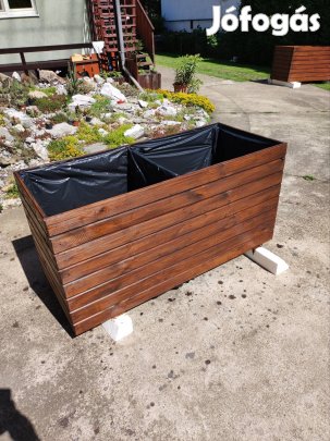 Virágláda magaságyás!