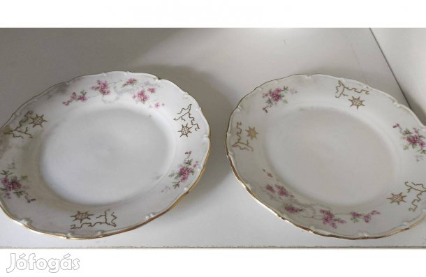Virágmintás csehszlovák porcelán tányérok kb. 15 cm