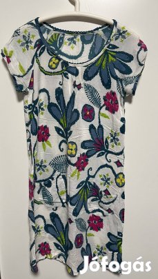 Virágmintás egyberuha