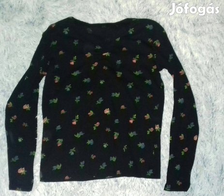 Virágmintás fekete felső, M