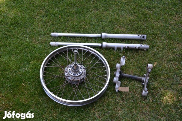 Virago XV 125 250 Yamaha első futómű kerék villahíd teleszkóp szár