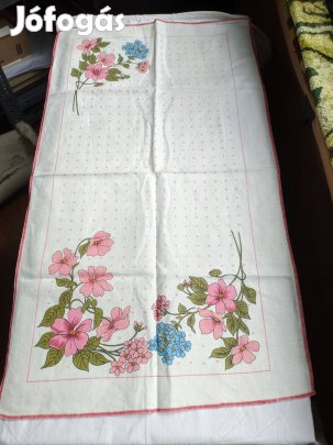 Virágos terítő Retro