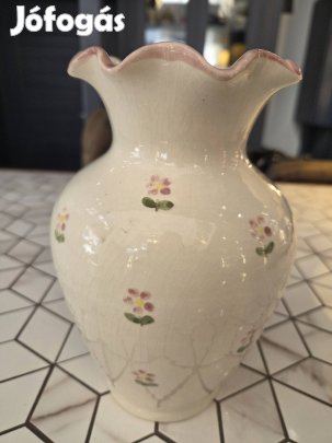 Virágos váza